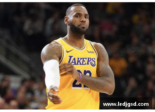 掌中彩NBA洛杉矶德比：快船与湖人的对决再次引爆球迷热情 - 副本
